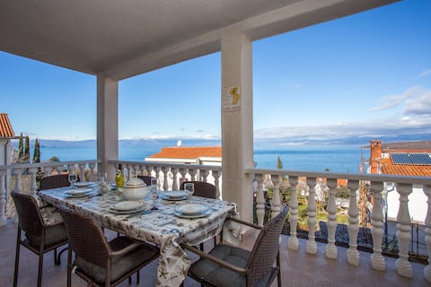 Vista- a magnificent  sea view