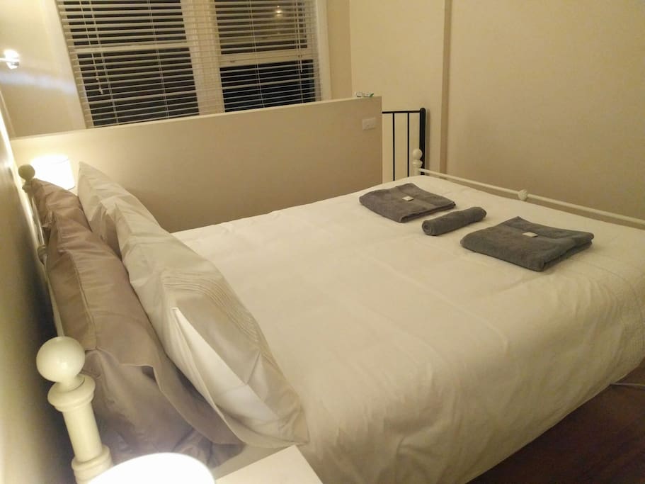 The Mezzanine bedroom
