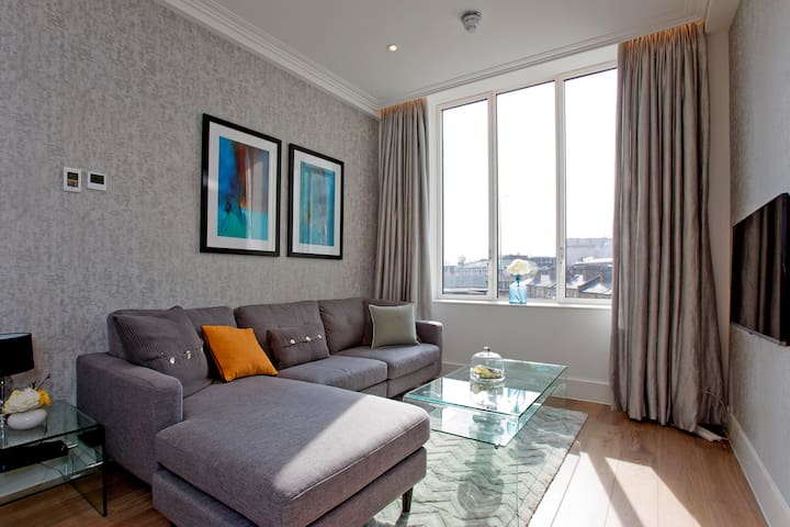 Beautiful 2 Bedroom apartment in Covent Garden gallery image 3