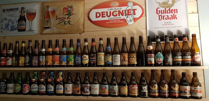 Décoration de la bière dans votre chambre.