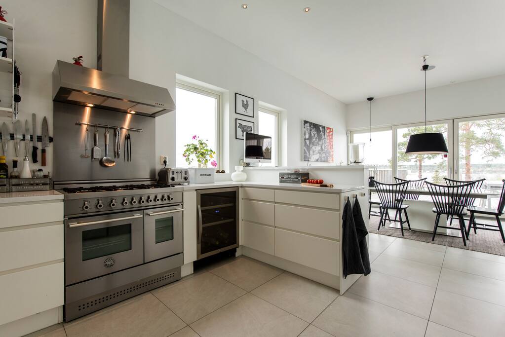 Gas stove 6 burners and 2 ovens. Wine fridge