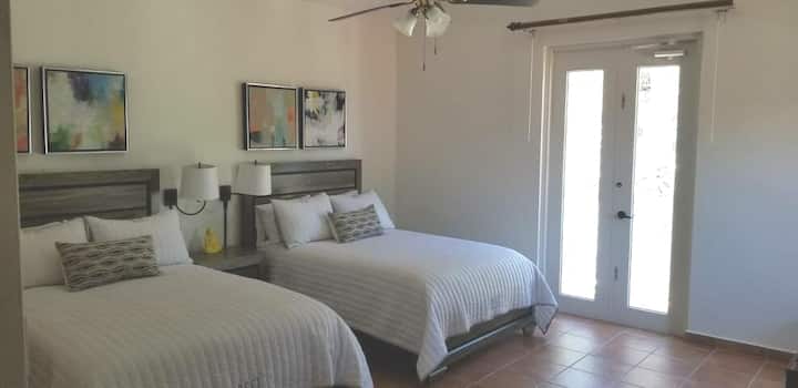 غرفة الضيوف.