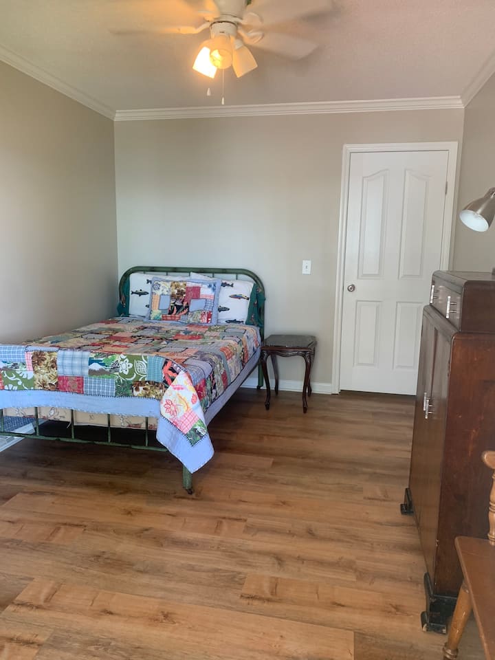 غرفة النوم 2