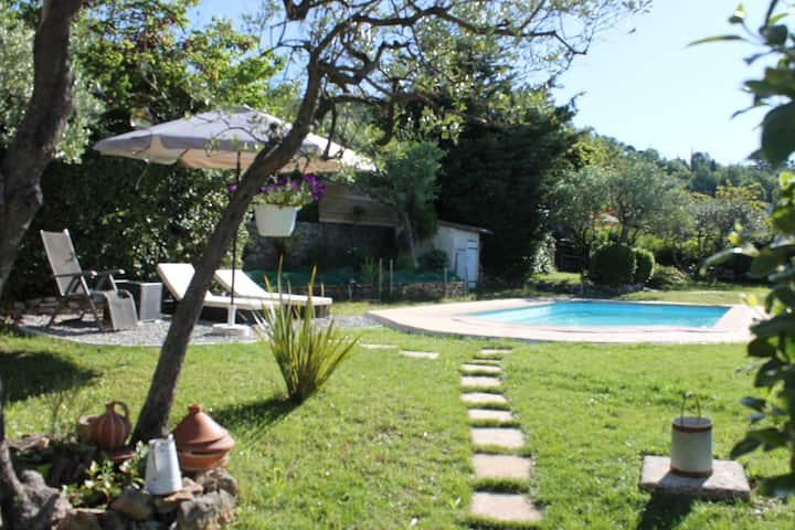 Cozy nest in Pays de Fayence