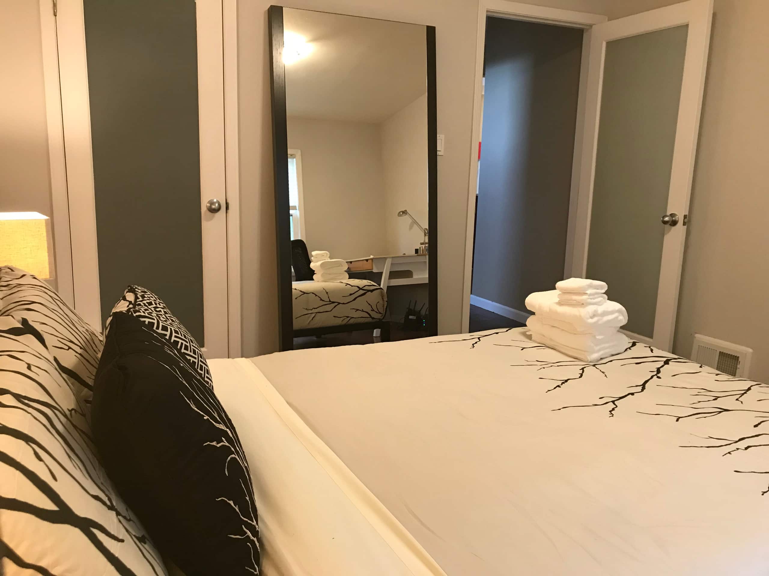 Home in San Francisco · ★4.96 · 2 bedrooms · 2 beds · 1 bath - Image 23