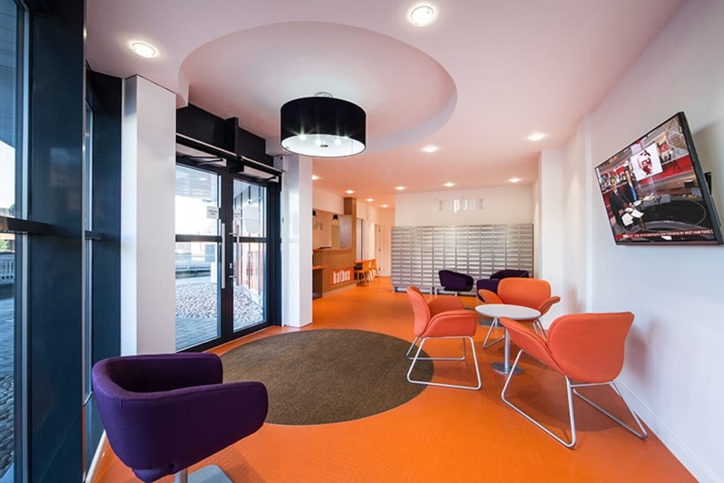 Reception Lounge
