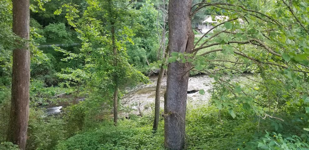Airbnb Robbinsville Vacation Rentals Places To Stay North