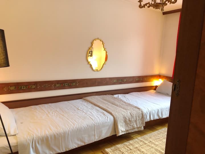 საძინებელი 1