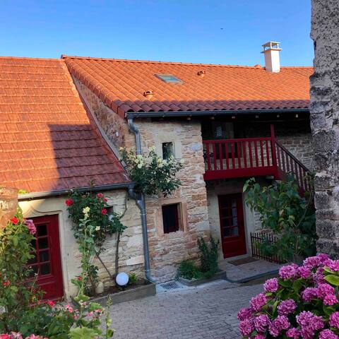 Gîte de la Moinette - 50m from Château d 'Aine