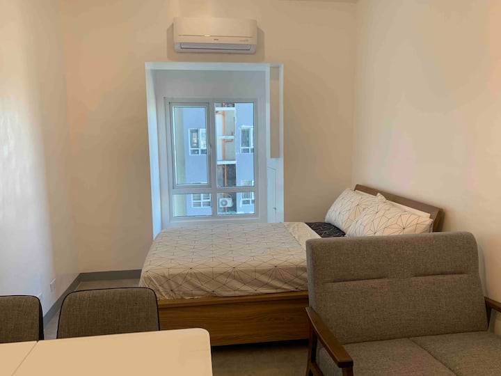 Studio Condo at GMA Kamuning MRT Condominiums for Rent in Quezon City