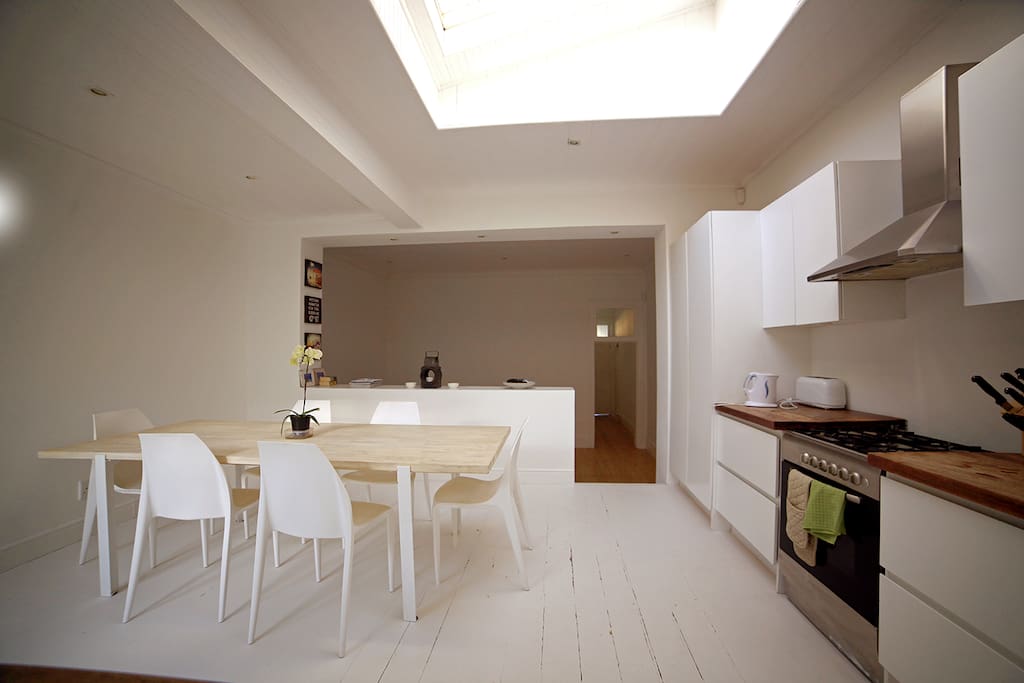 Open plan kitchen and dinning room