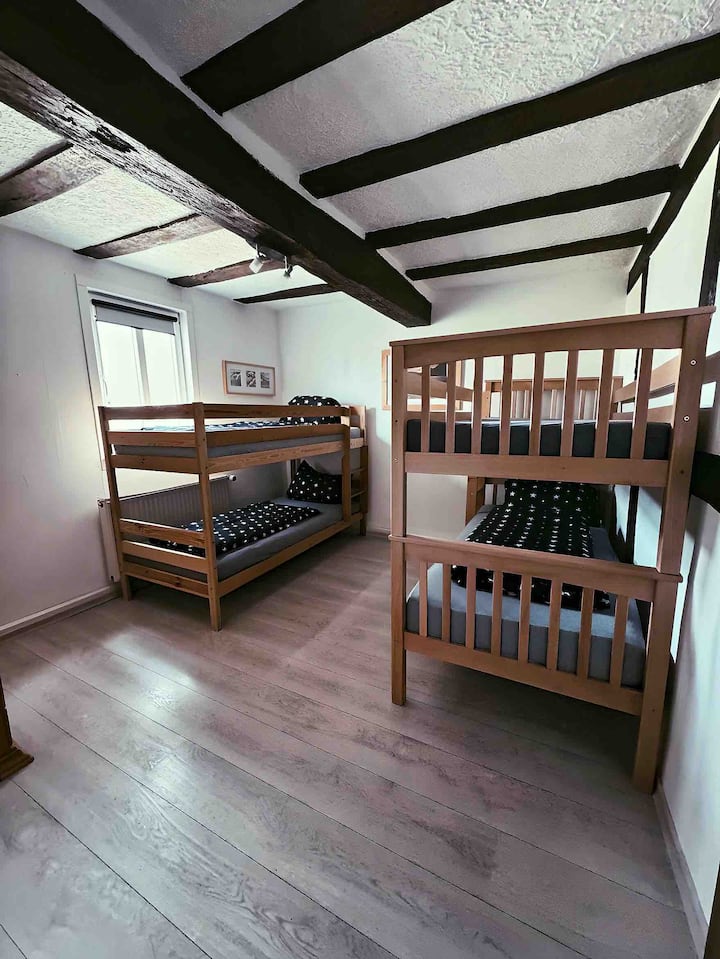 غرفة النوم 1