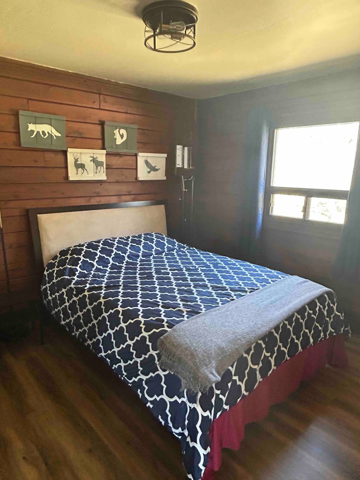 Spálňa pre tretieho hosťa - veľká manželská posteľ