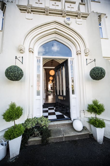 Private Entrance to property