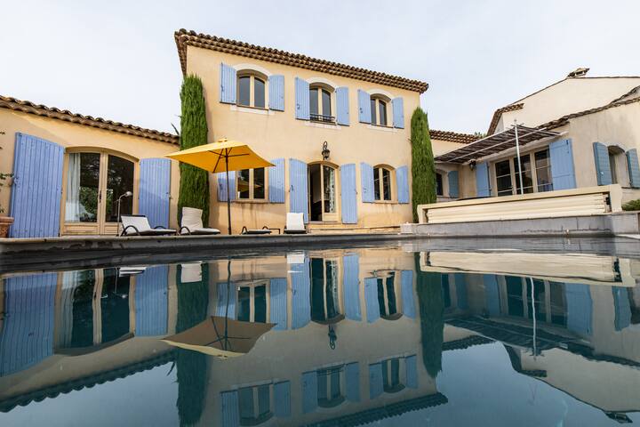Luxury Sunset Provence Villa Private Pool Golf Villas For Rent In Mallemort Provence Alpes Cote D Azur France Luxury Sunset Provence Villa Private Pool Golf Villas For Rent In Mallemort Provence Alpes Cote D Azur France
