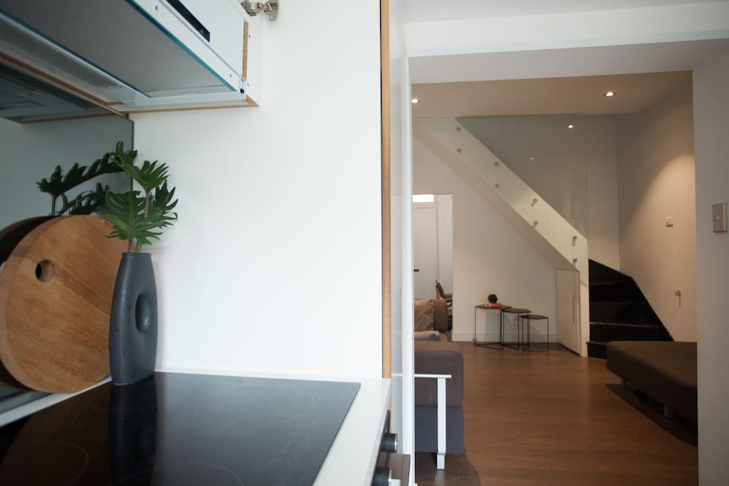 Modern kitchen flowing directly to the courtyard