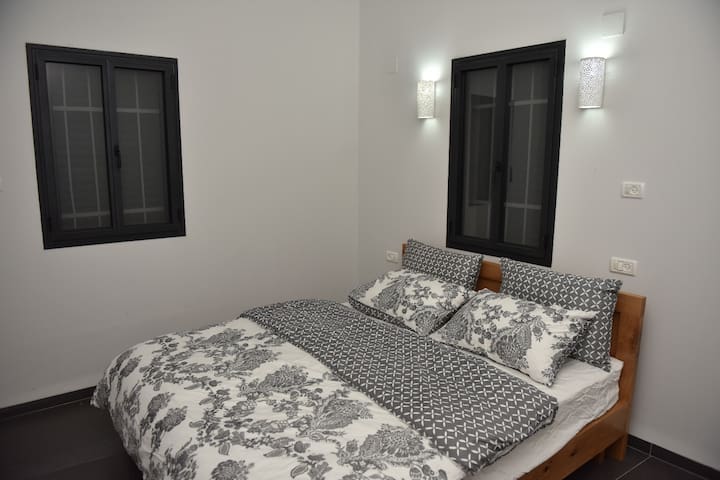 Modern 2BR apartment in the Heart of Old city