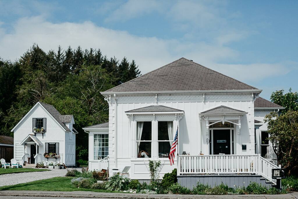 Ferndale Victorian ferndaleairbnb; tax included! Houses for Rent in Ferndale, California