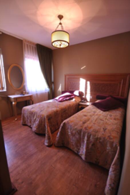 TWİN ROOM
