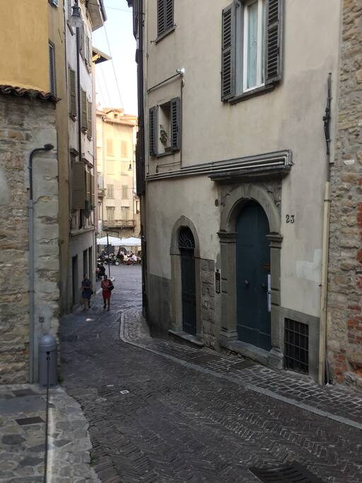 Via Gaetano Donizetti 23