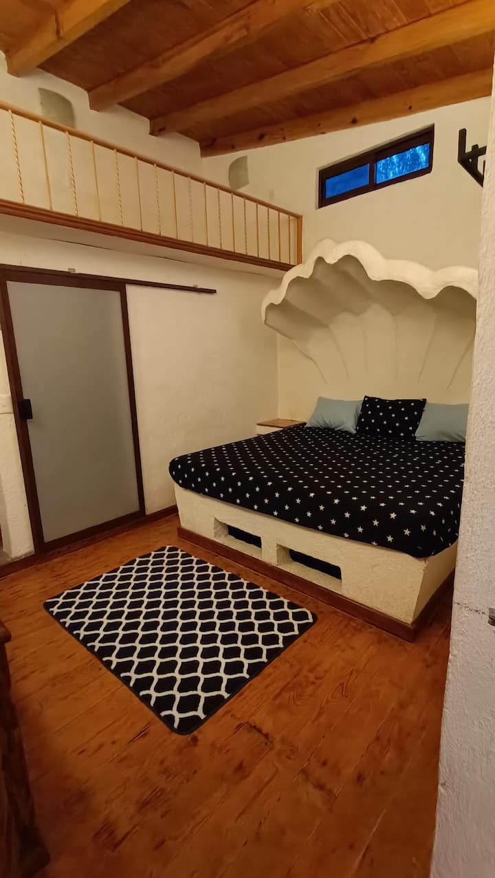 Recámara principal cama tamaño king
