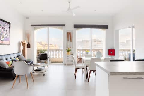 Grand Harbour Vista, Breathtaking Sea View