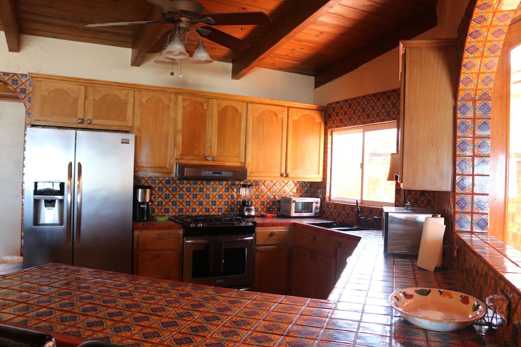 Full kitchen