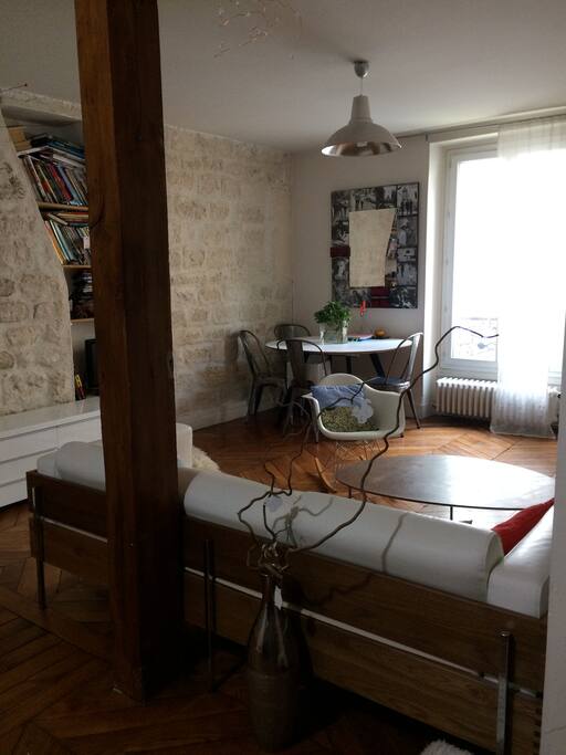 Dining area confortable for 4 people
