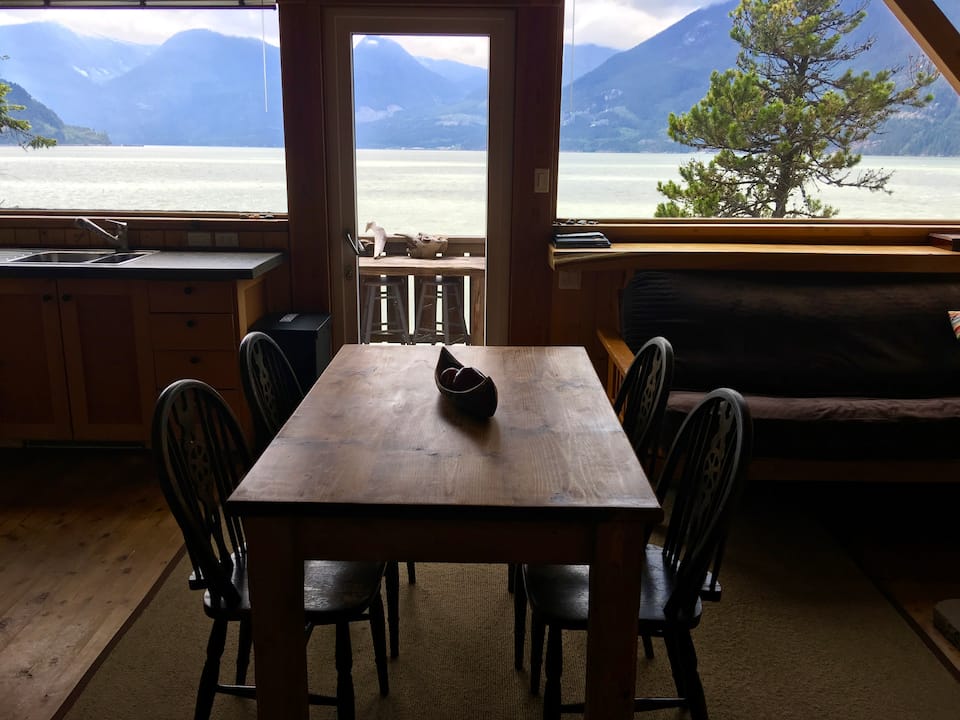 A waterfront cabin on Howe Sound, Squamish, British Columbia, Canada, photo 8 of 10