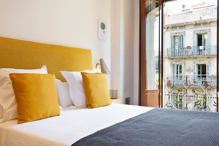 Apt w/ Balcony on Upper Floor. (2 Aduls+1Kid) 33