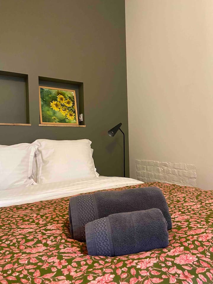 საძინებელი 1