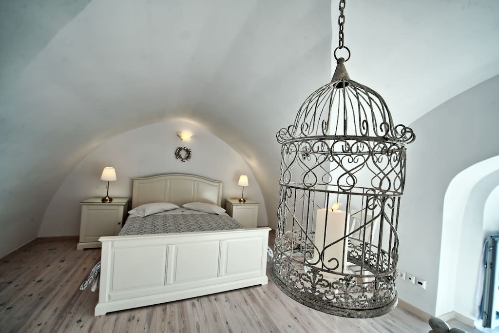 Santorini deluxe split level suite