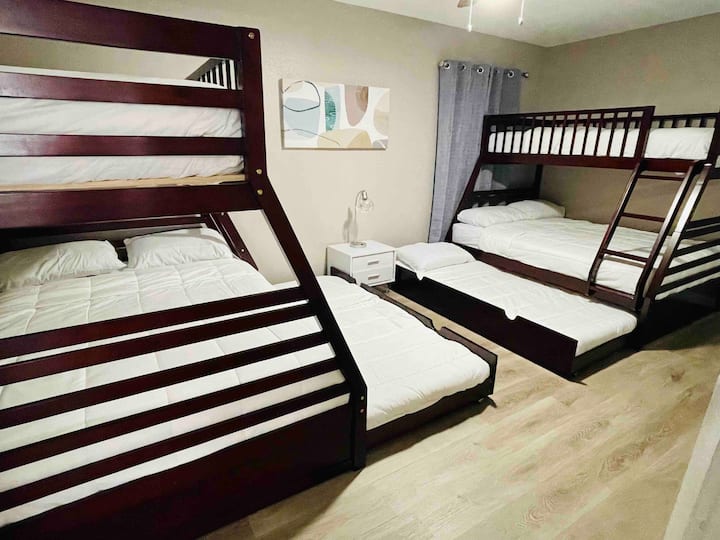 Carrolwood Oasis Stays LLC