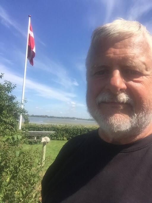 Din vært