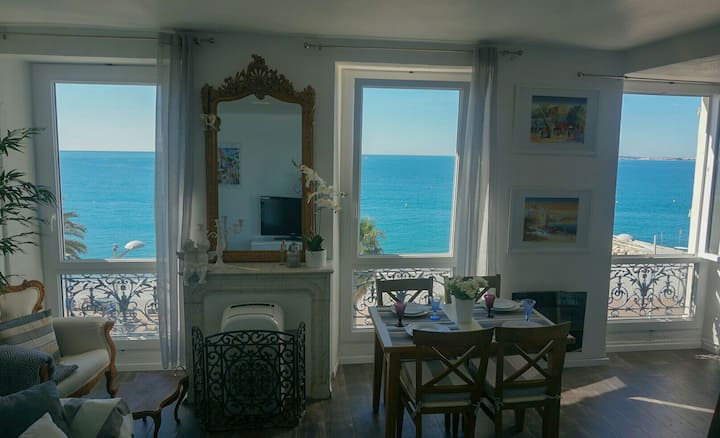 Charming studio 30 m2 on the beach