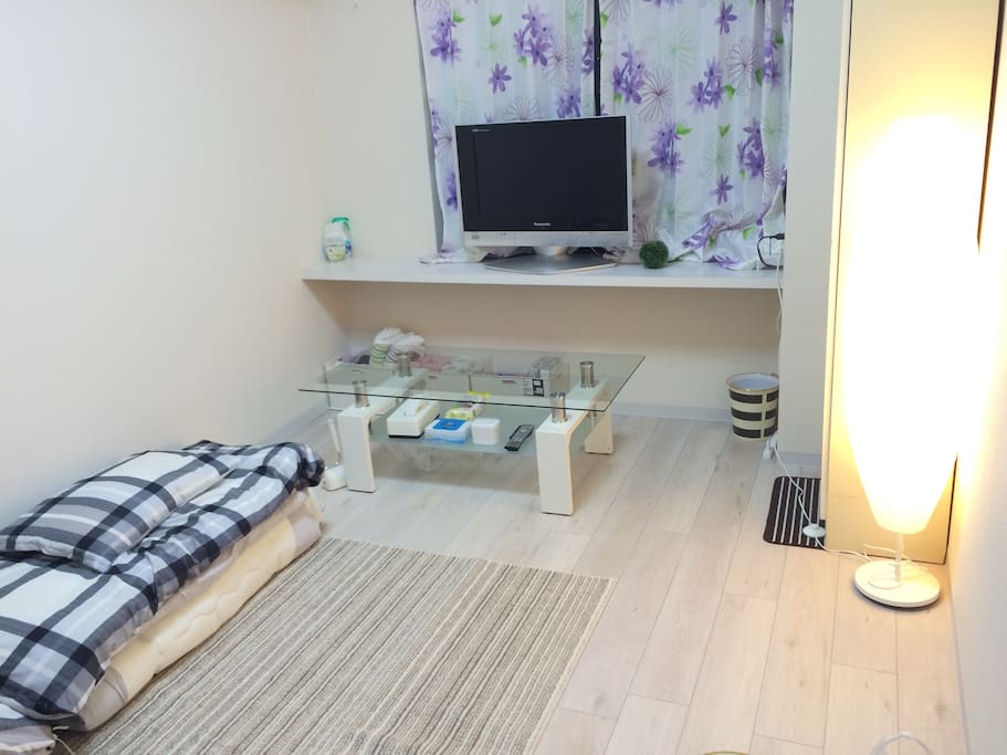 Full Private 1 Bedroom
There are 2 beds