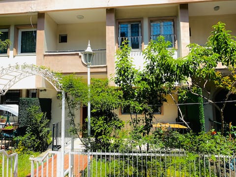 Luxury Villa with 12 People Capacity