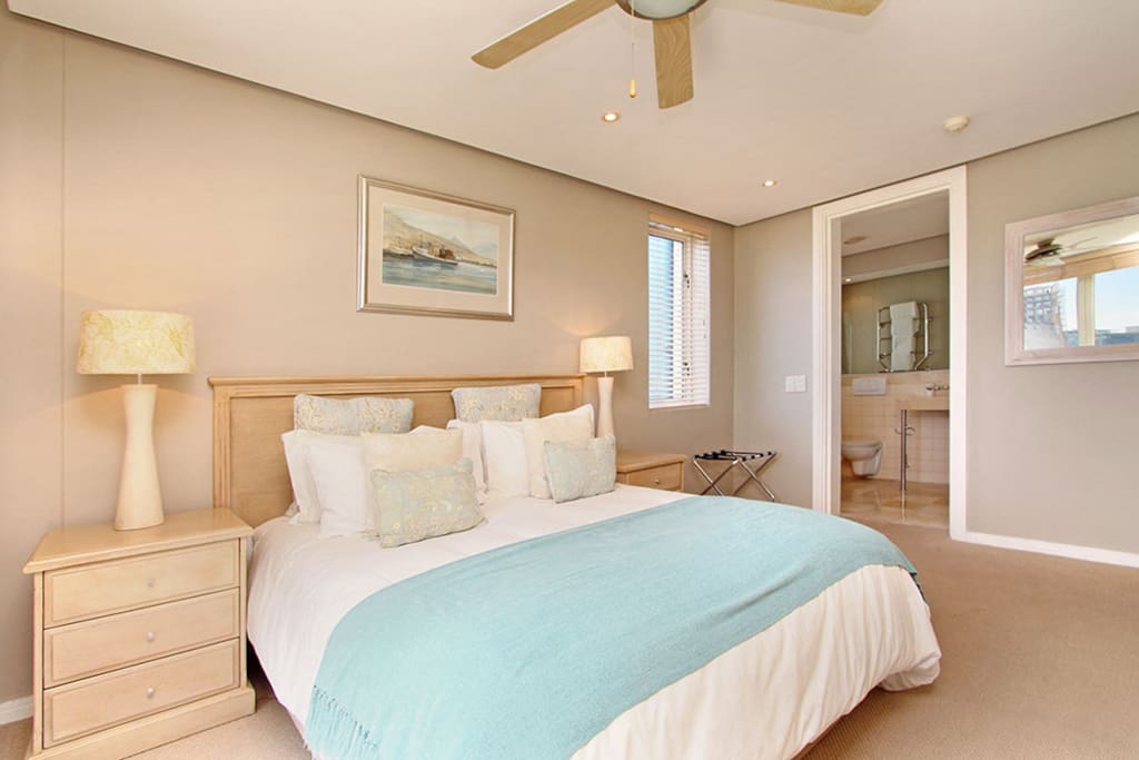 Master Bedroom / en-suite