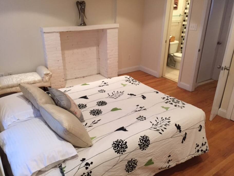 Bright, Spacious Bedroom.