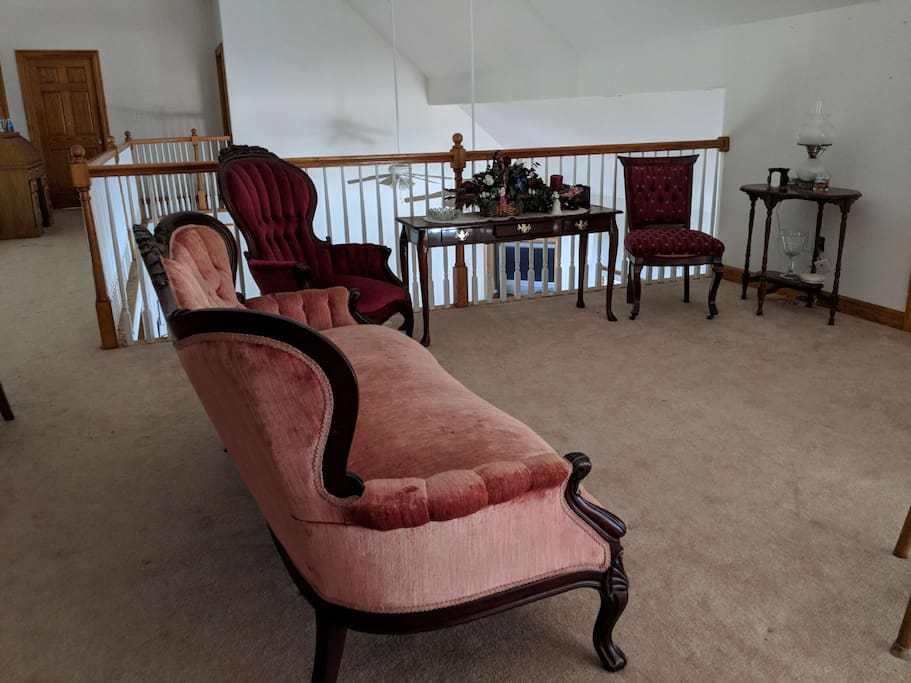 Upstairs sitting area