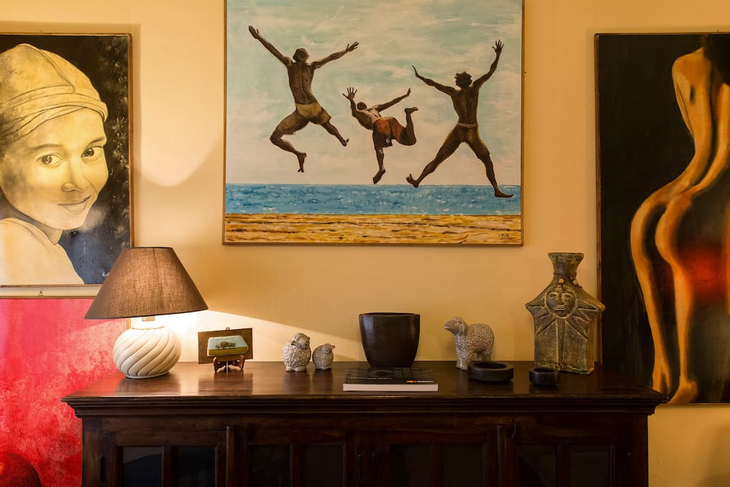 Dettaglio sulla credenza del soggiorno