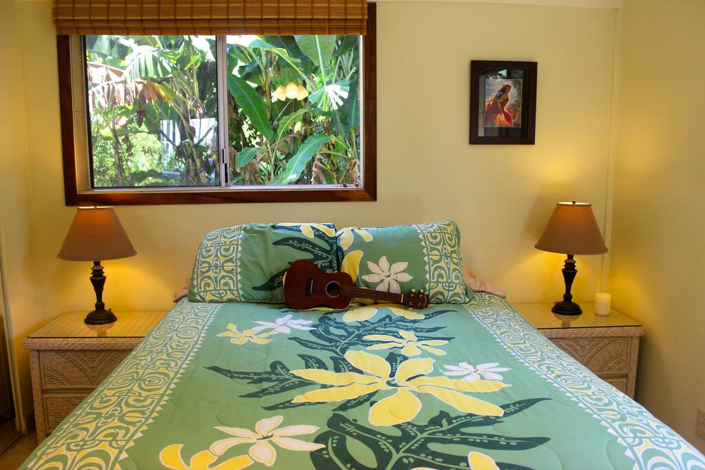 Enjoy a good nights sleep in a comfy queen sized bed! Cotton sheets and ocean breezes!