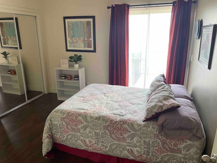 غرفة النوم رقم3
سرير بحجم كوين