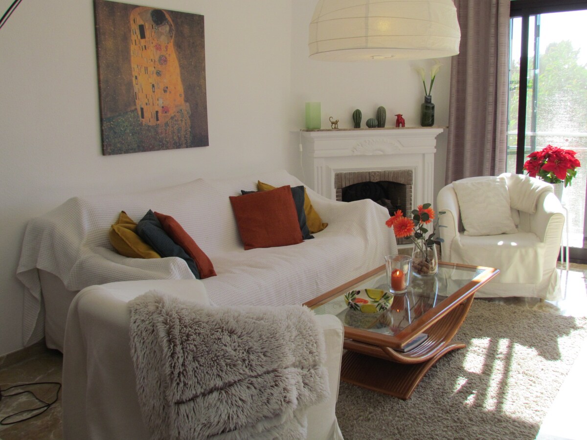 Top performing Airbnb: Close to beach, Max Beach,restaurants, bar, stores in Mijas