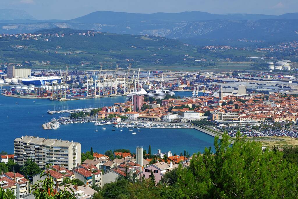 Town Koper