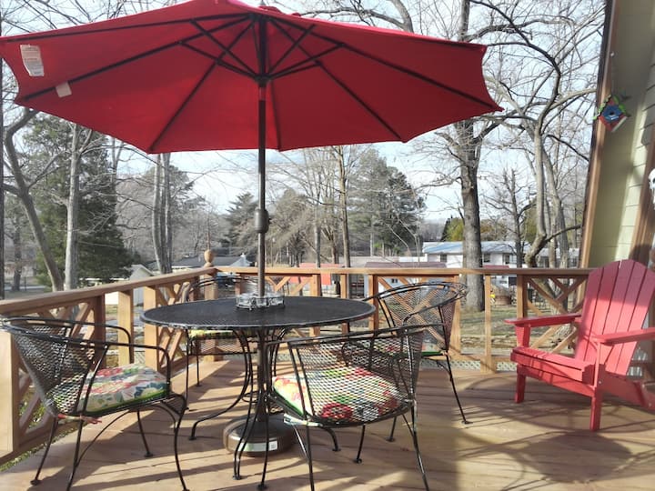 Newly Remodeled Aframe Pet Friendly Cabins for Rent in Springville