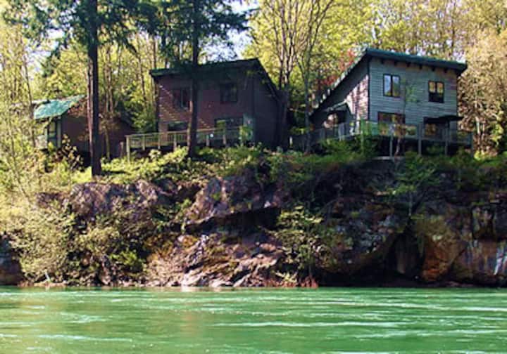 North Umpqua River Vacation Rentals & Homes Oregon, United States