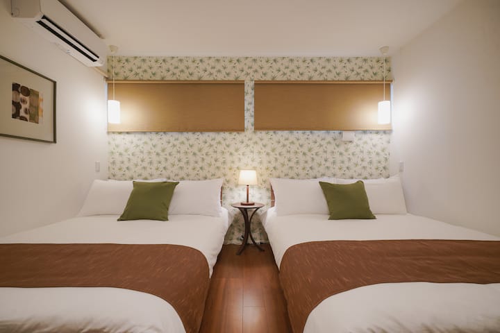 Sovrum 3/2 dubbelsängar