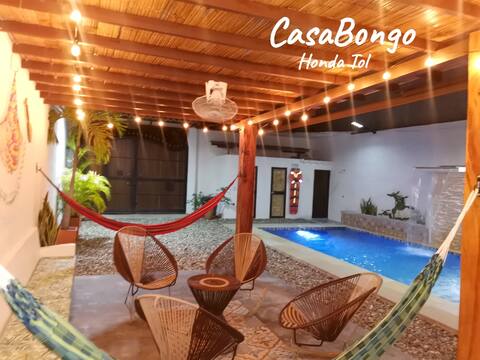 CasaBongo, vacation home with a swimming pool