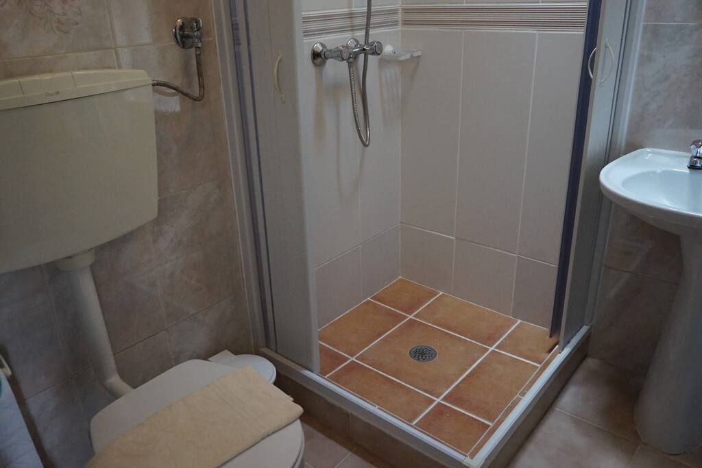 WC.